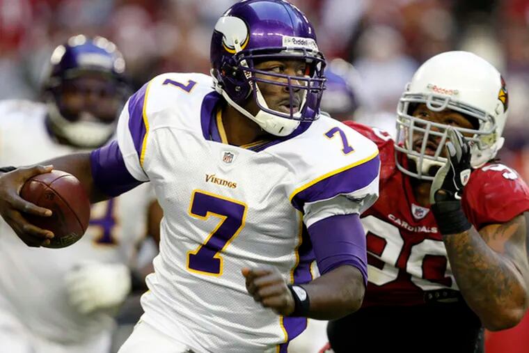 Tarvaris Jackson gets the start at quarterback again after he led the Vikings past the Cardinalslast week.The Vikings host Atlanta.