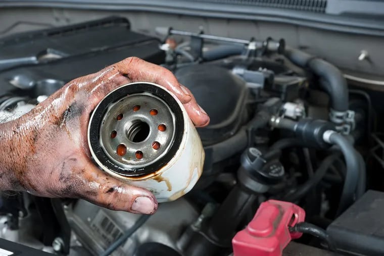 If your automaker requires that its oil filter is used, it must supply it, accoring to Federal Trade Commission rules.