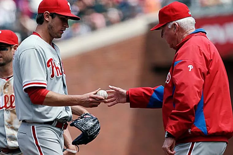 Phillies starting pitcher Jonathan Pettibone is pulled from the game by
manager Charlie Manuel during the sixth inning. (Marcio Jose Sanchez/AP)