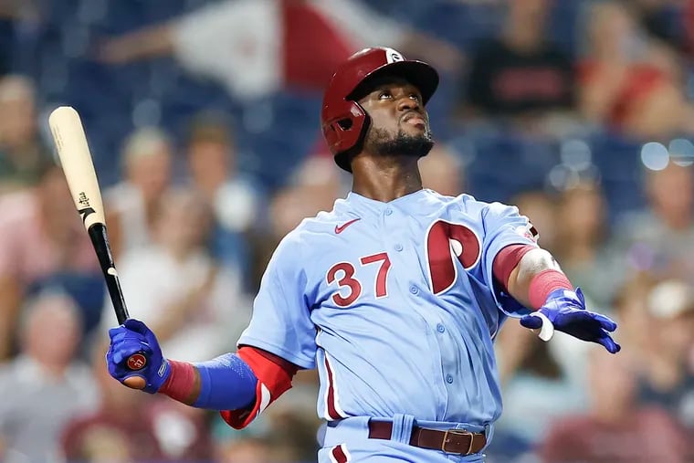 Odúbel Herrera at bat against the Arizona Diamondbacks on Thursday, August 26, 2021 in Philadelphia. The Phillies outrighted him from the 40-man roster on Friday, sending the outfielder to free agency.