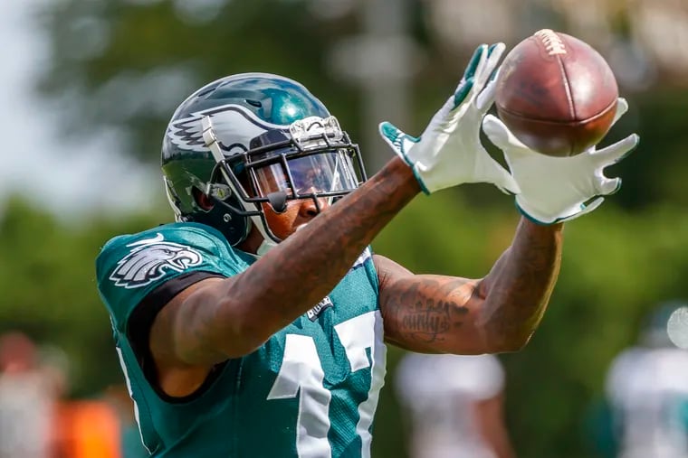 Eagle receiver Alshon Jeffery catches a pass in practice on Wednesday September 26, 2018, in anticipation of starting in Sunday's game against the Titans. MICHAEL BRYANT / Staff Photographer