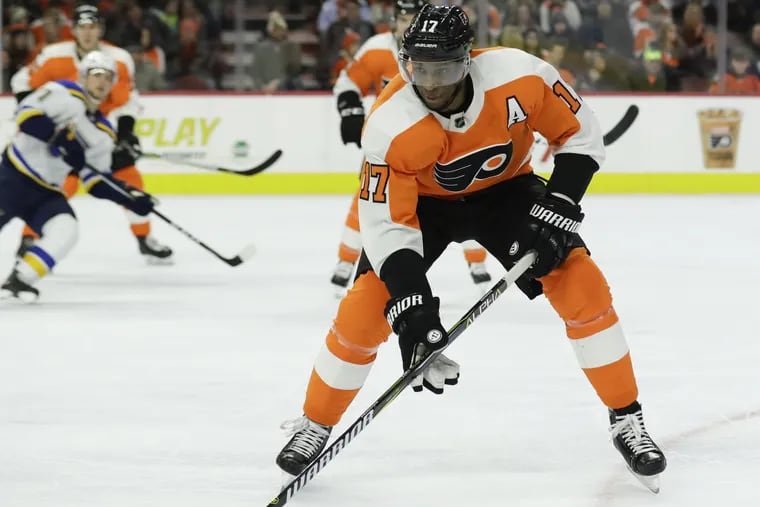 Flyers right wing Wayne Simmonds played the season with a ridiculous list of injuries.