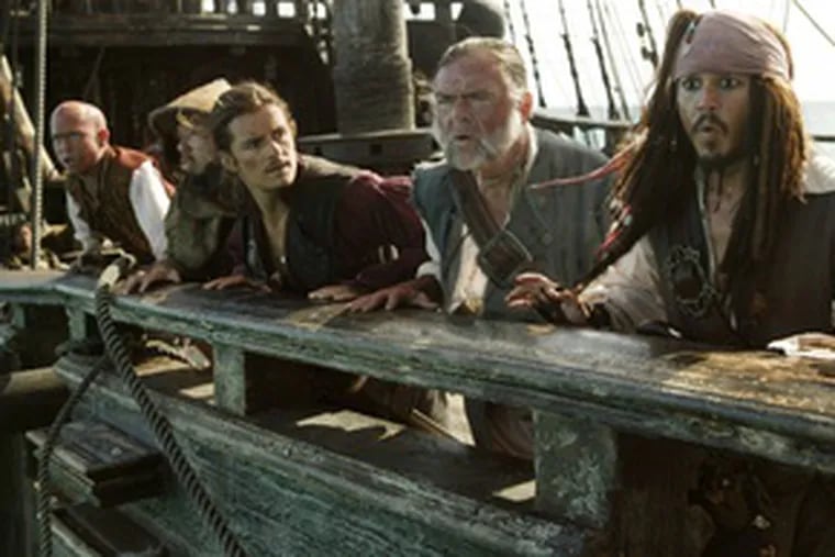  Pirates of the Caribbean: At World's End : Johnny Depp, Keira  Knightley, Orlando Bloom: Movies & TV